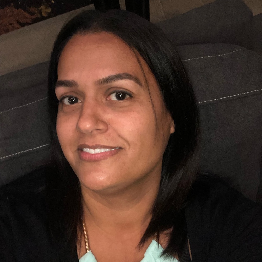 Meet your Posher, Angela